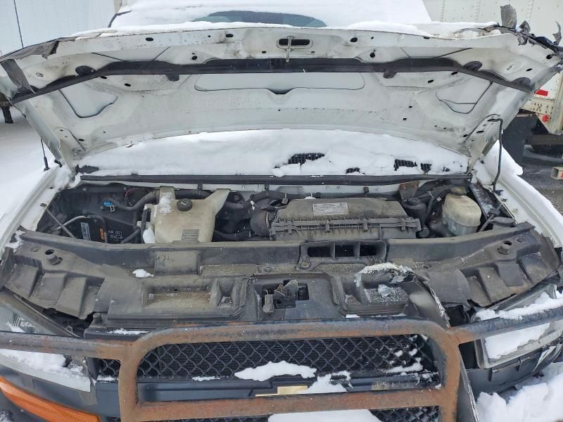 2019 Chevrolet Express Delivery Truck