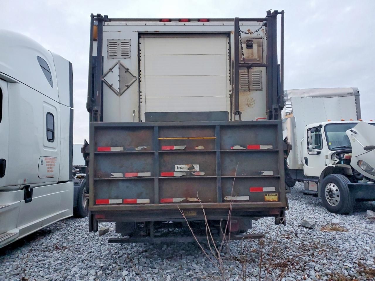 2009 International 4300 BOX Truck