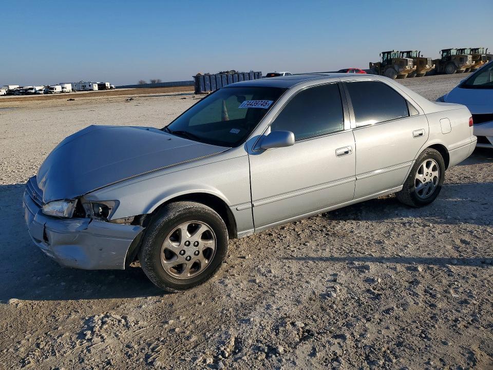 1999 Toyota Camry