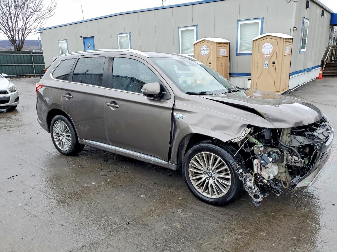 2021 Mitsubishi Outlander fe