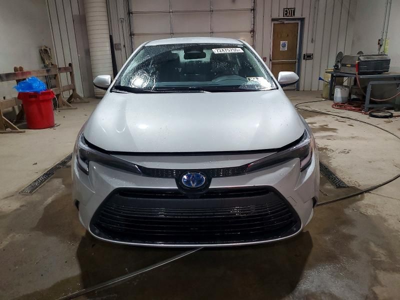 2025 Toyota Corolla le