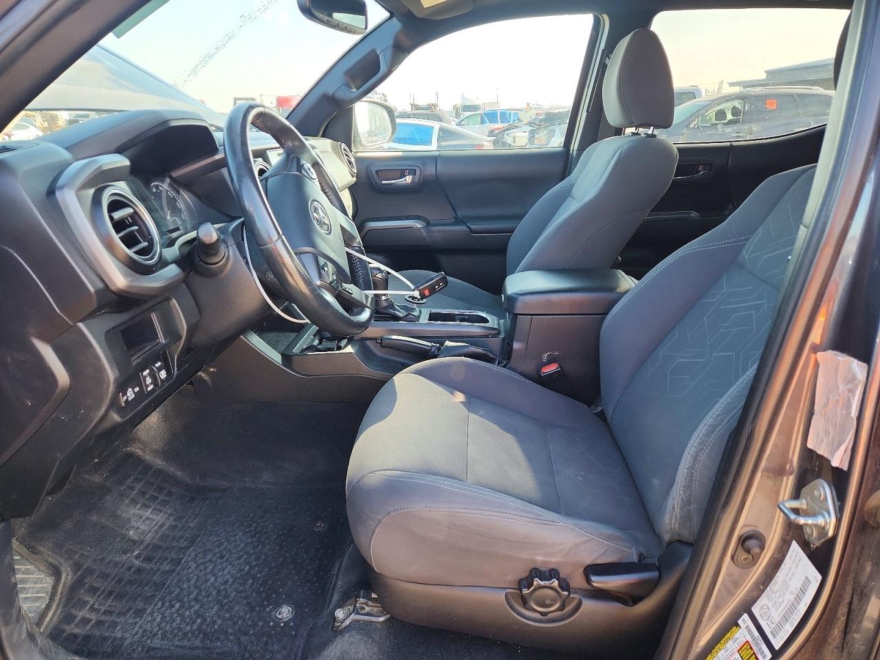 2017 Toyota Tacoma SR5 V6