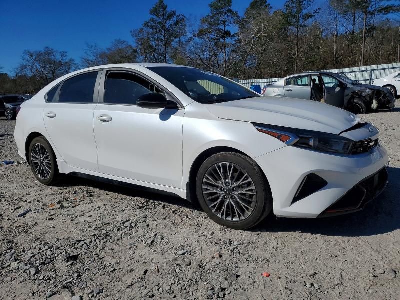 2024 KIA Forte gt Line