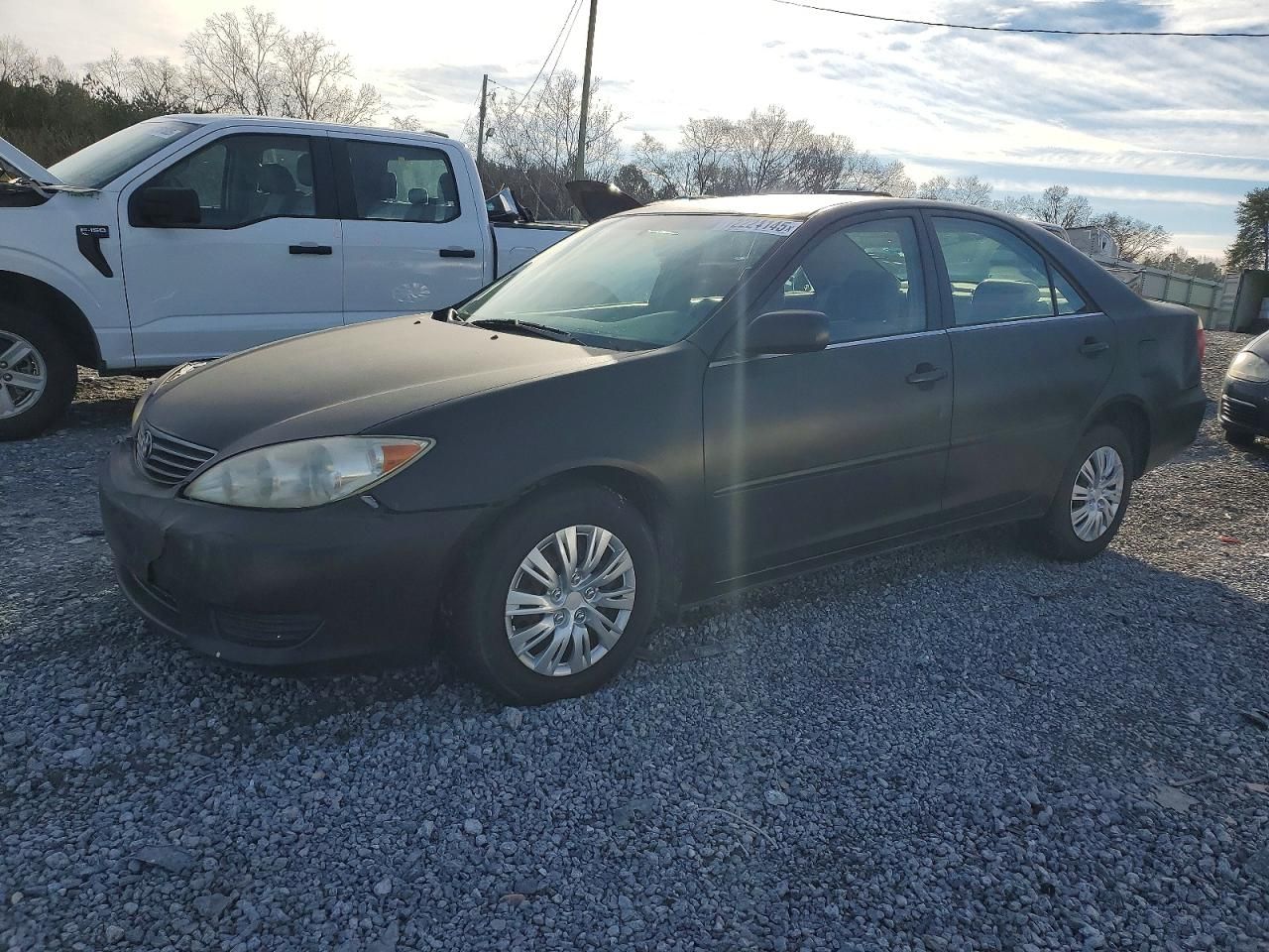 2005 Toyota Camry le