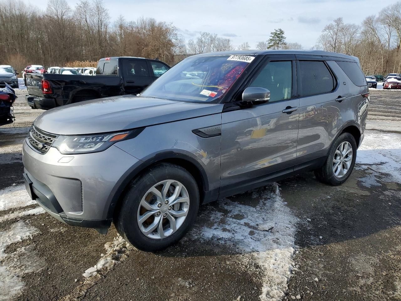 2020 Land Rover Discovery se