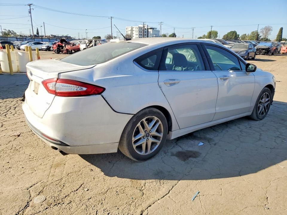 2014 Ford Fusion se