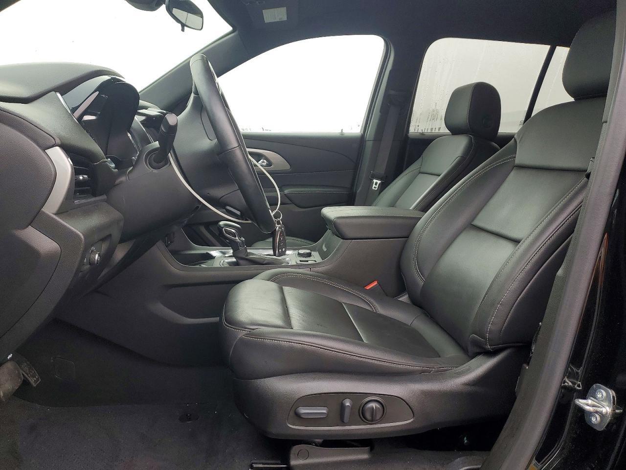 2023 Chevrolet Traverse lt