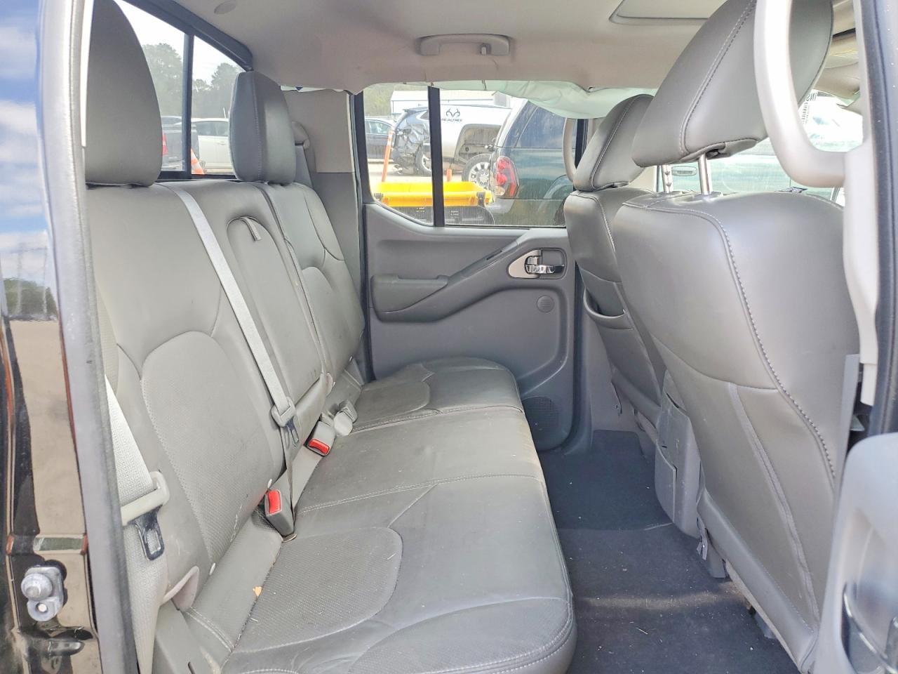 2019 Nissan Frontier s