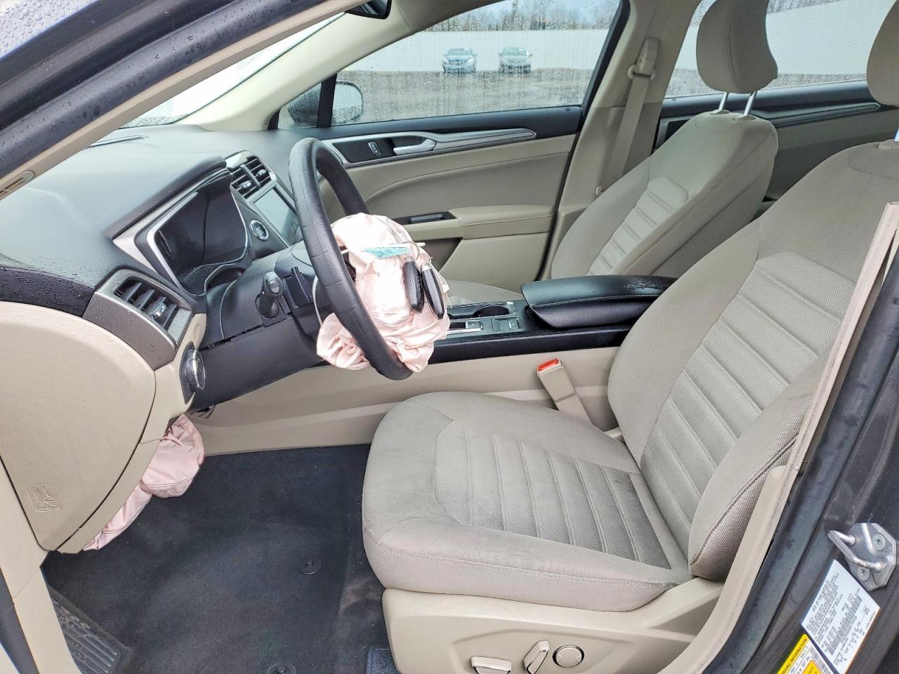 2019 Ford Fusion se