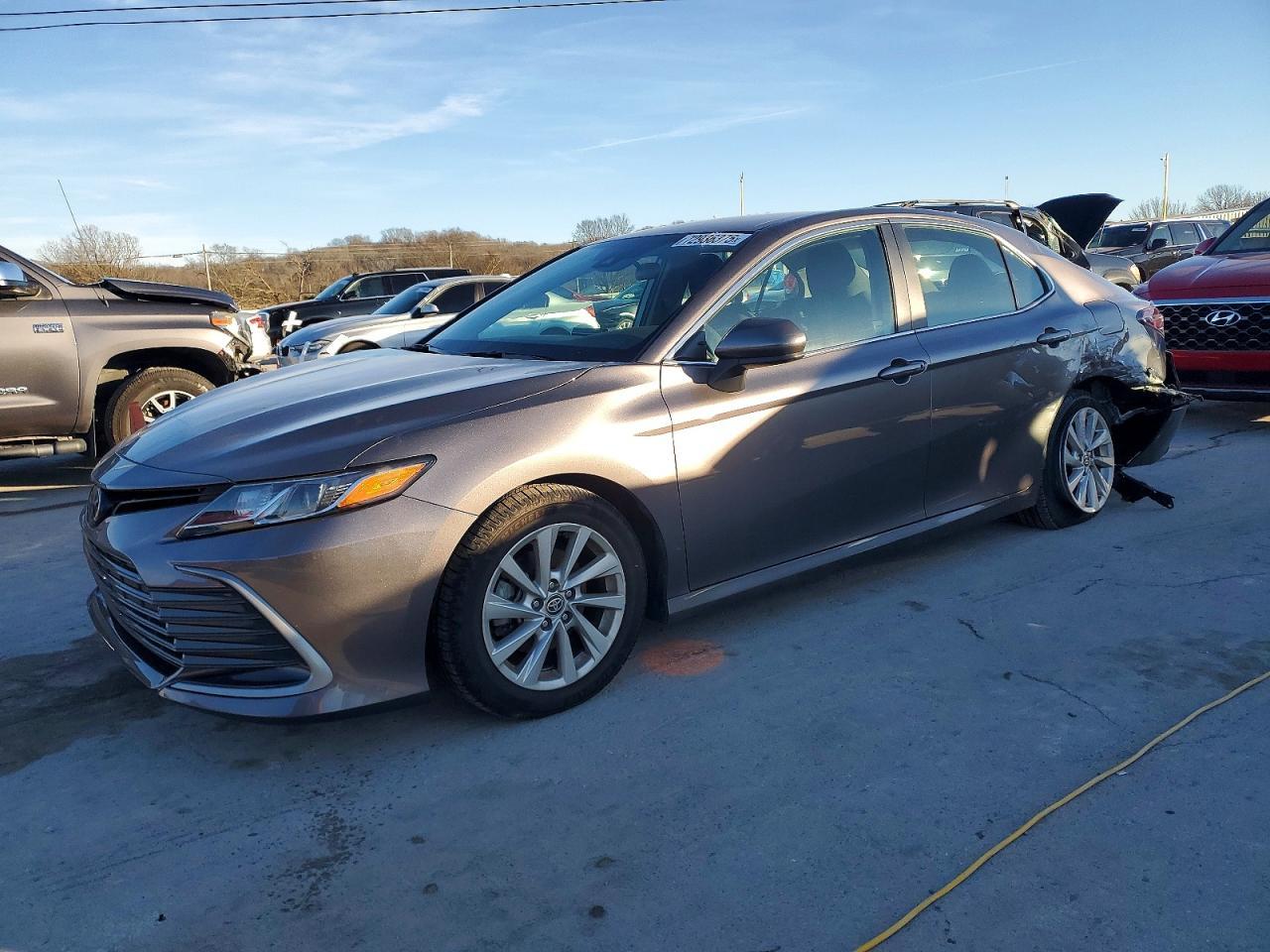 2023 Toyota Camry le