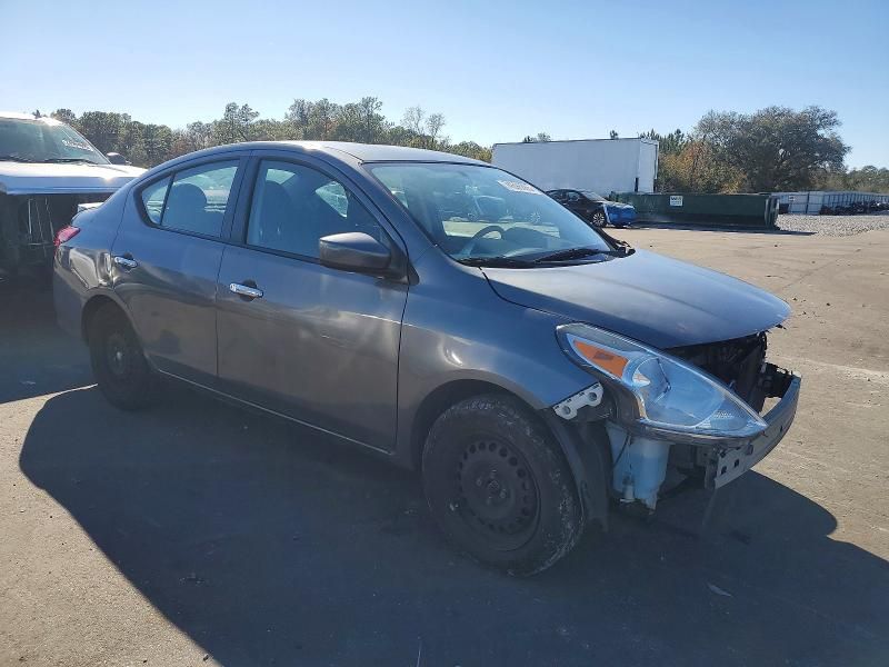 2019 Nissan Versa s