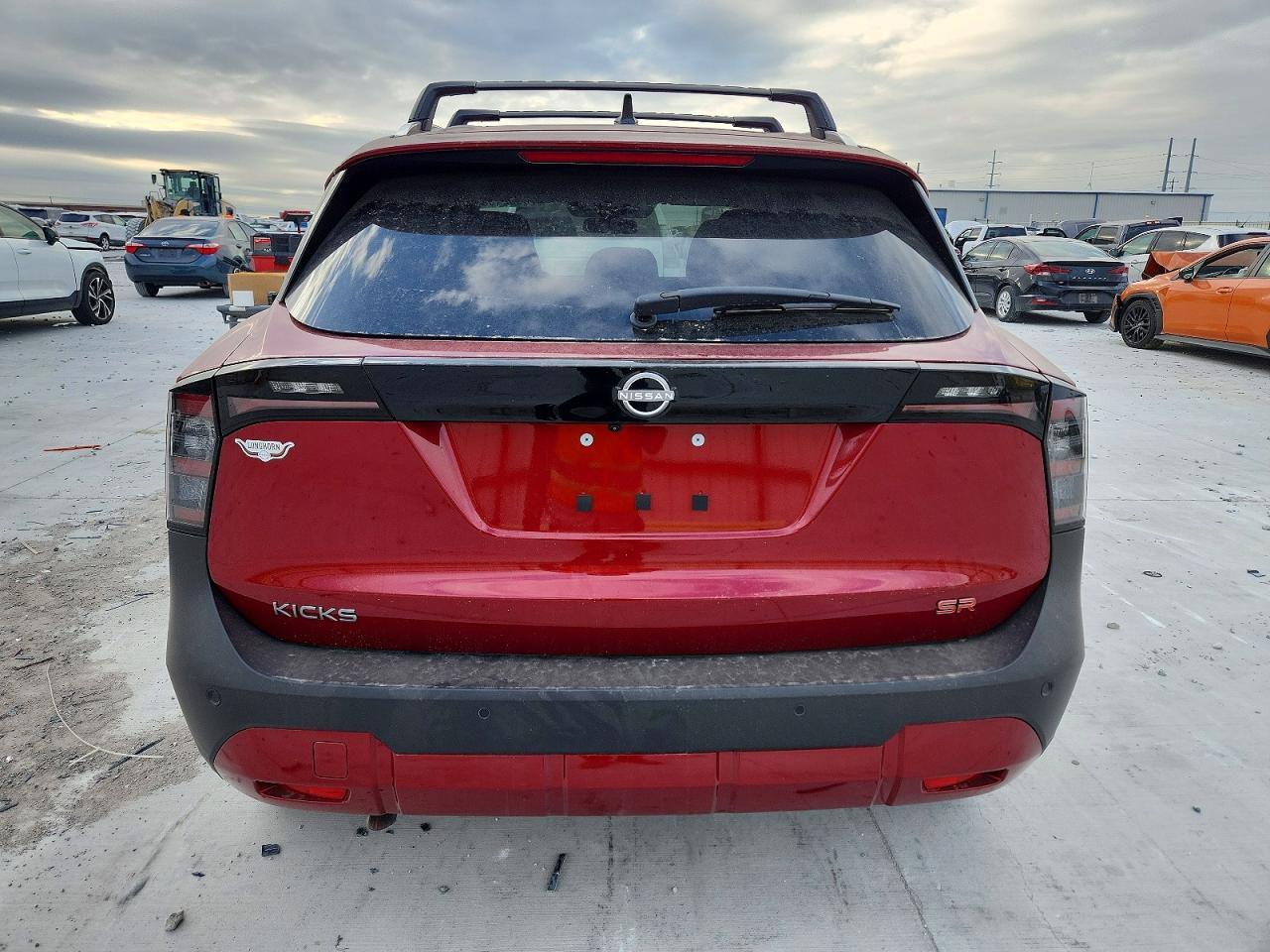 2026 Nissan Kicks sr