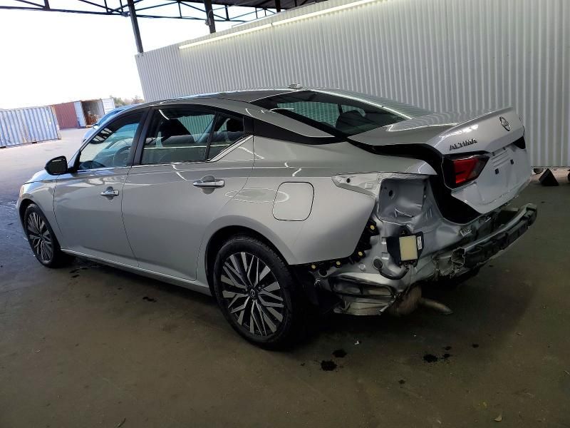 2024 Nissan Altima sv