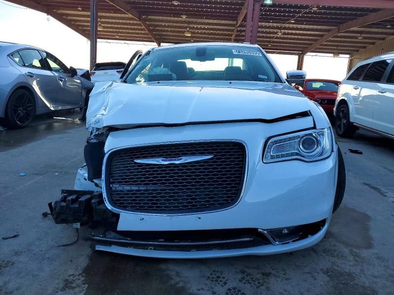 2020 Chrysler 300 Limited