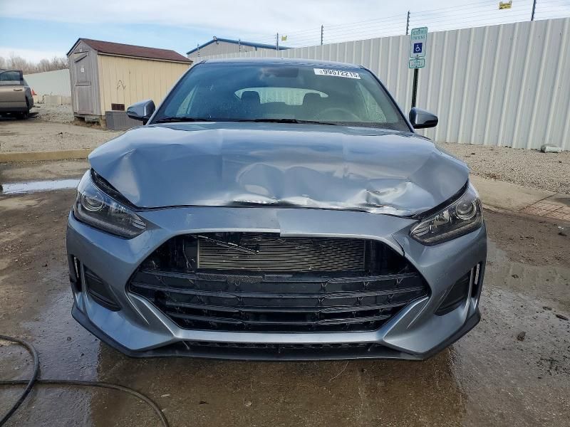 2019 Hyundai Veloster Base
