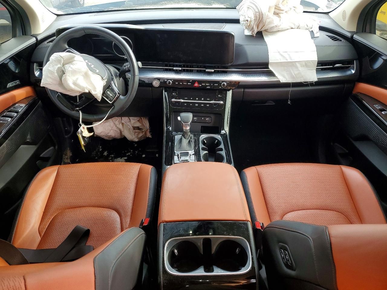 2023 KIA Carnival sx