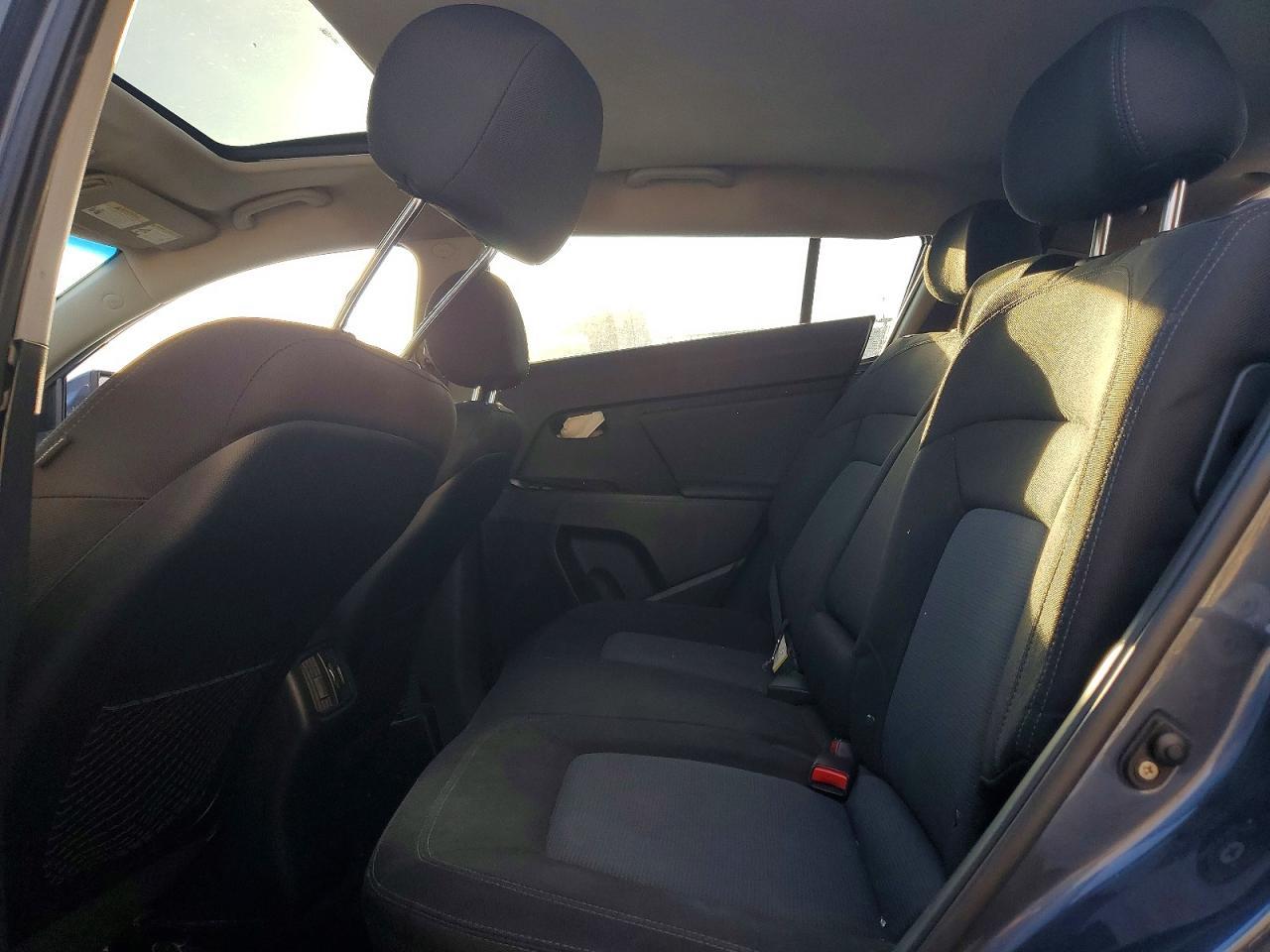 2016 KIA Sportage lx