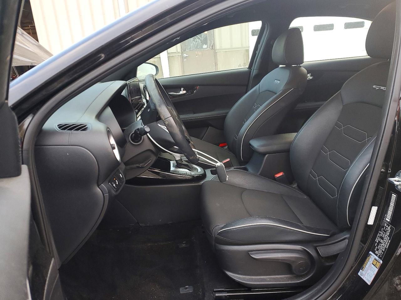 2022 KIA Forte gt Line