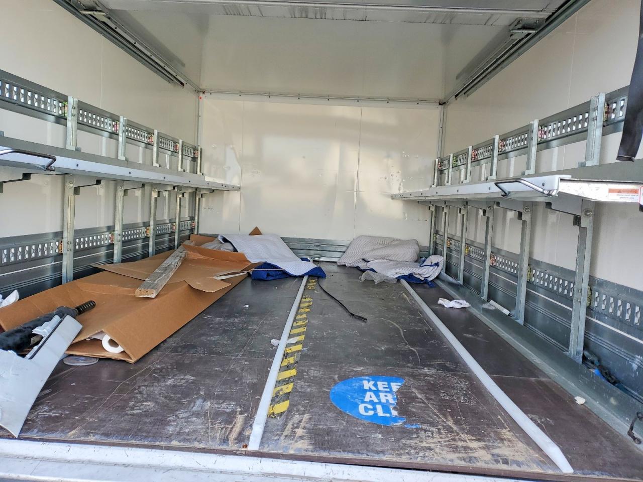 2024 Isuzu NPR HD BOX Truck