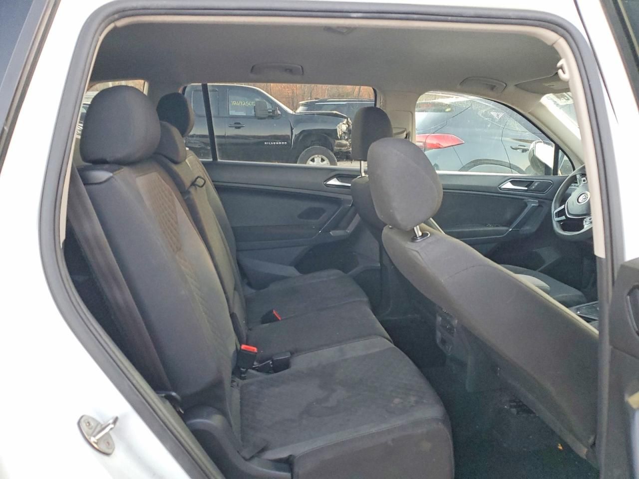 2018 Volkswagen Tiguan s