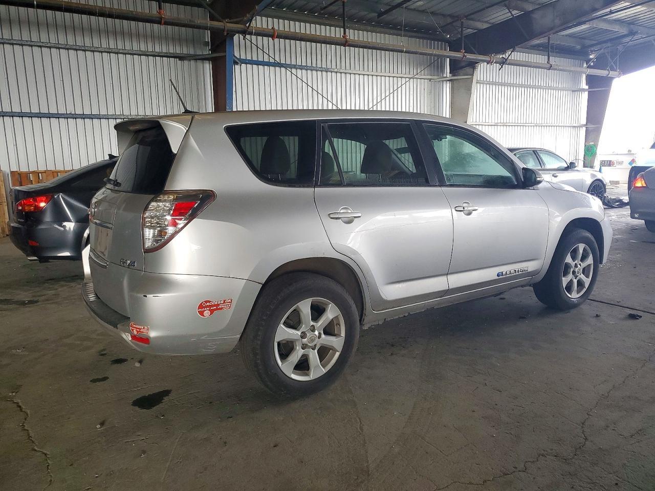 2014 Toyota Rav4 ev