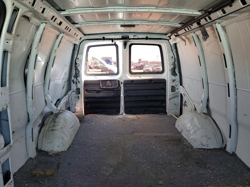 2013 Chevrolet Express G2500