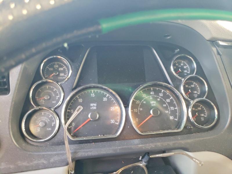 2022 Peterbilt 579 Semi Truck