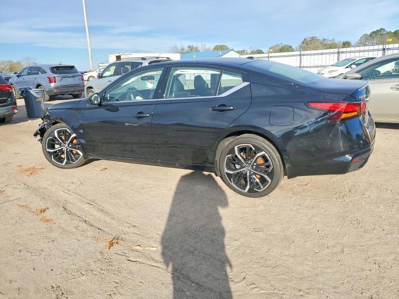 2024 Nissan Altima sr