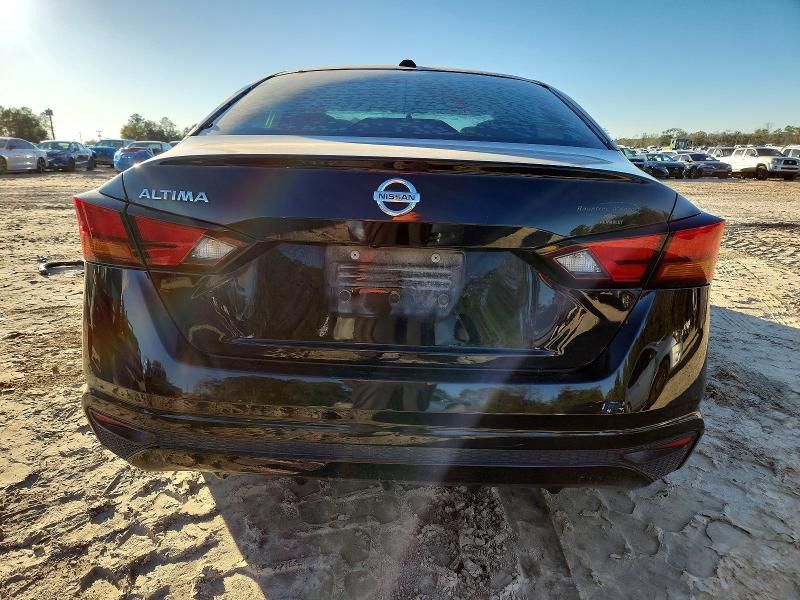 2020 Nissan Altima s