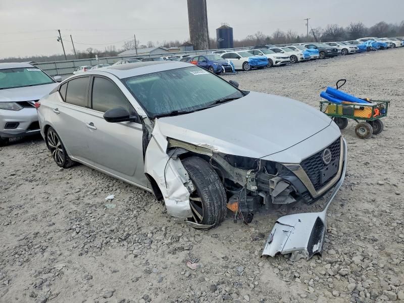 2020 Nissan Altima sr