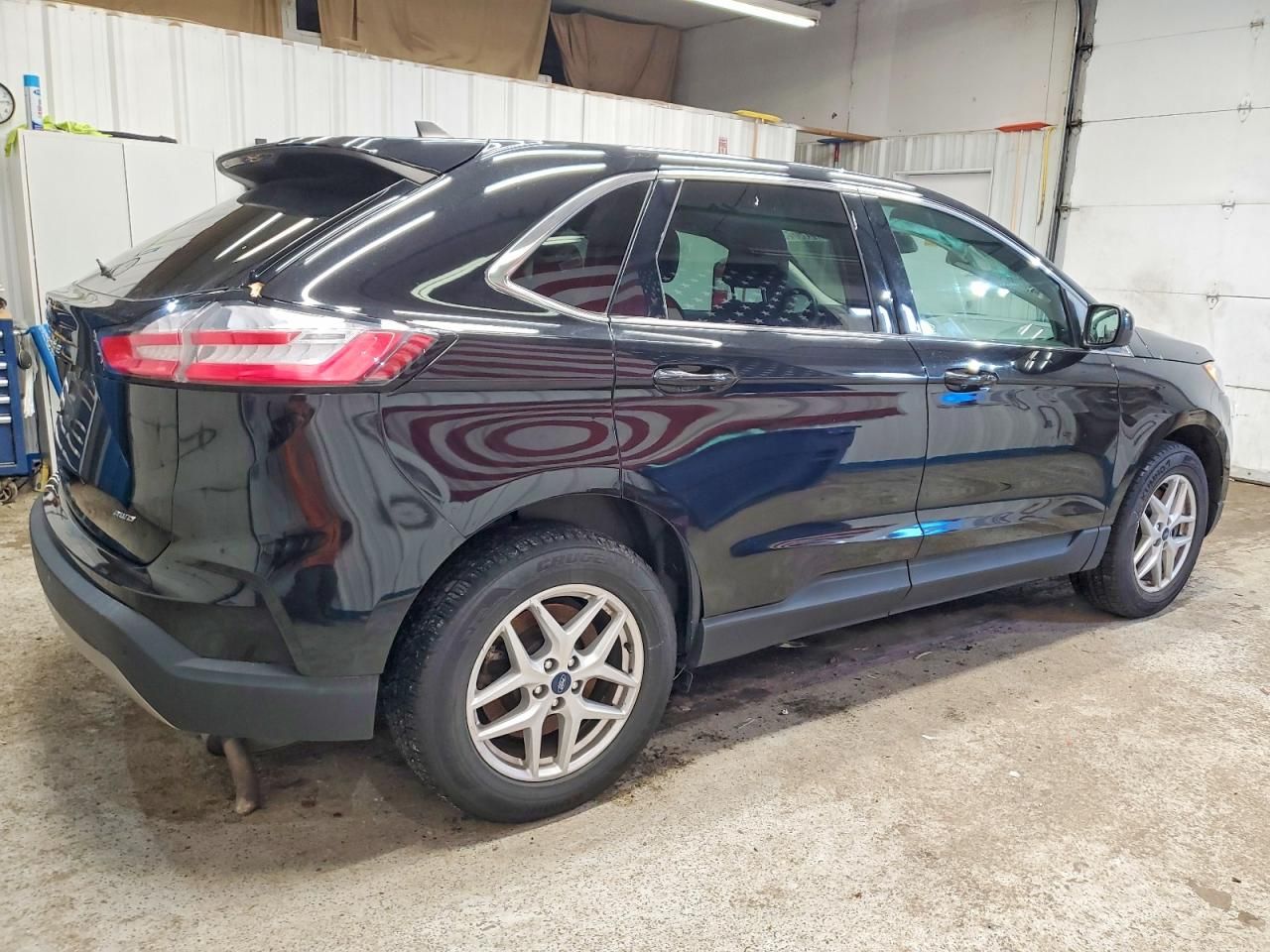 2022 Ford Edge sel
