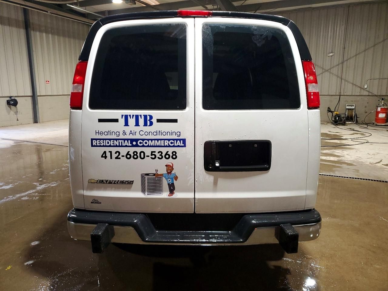 2022 Chevrolet Express G2500 Delivery Van