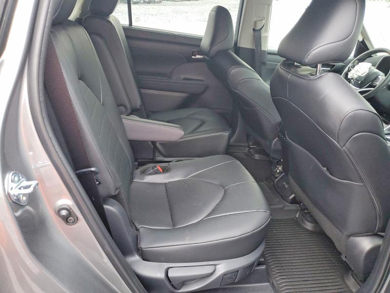 2026 Toyota Highlander xle