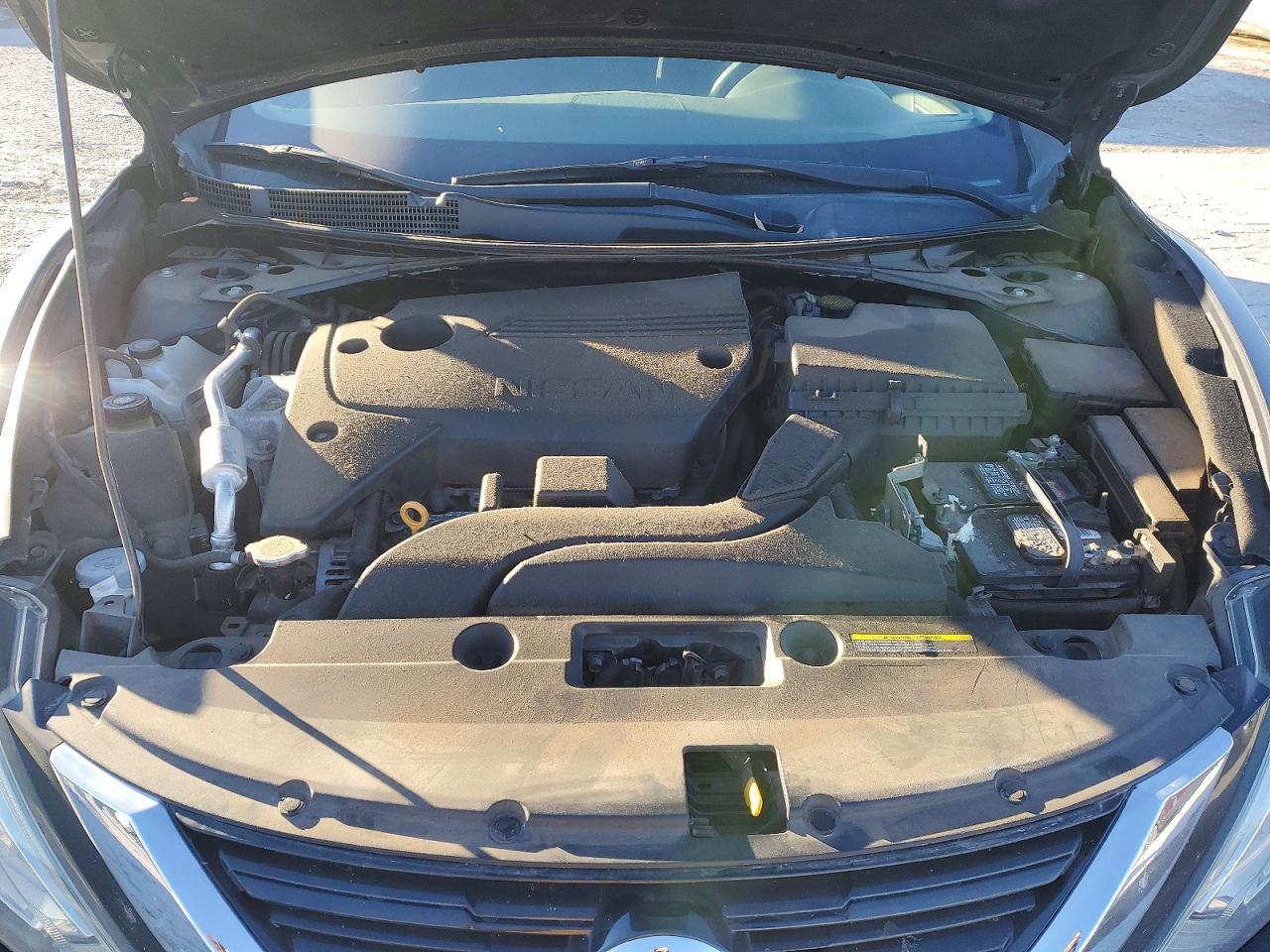 2017 Niss Altima 2.5 s