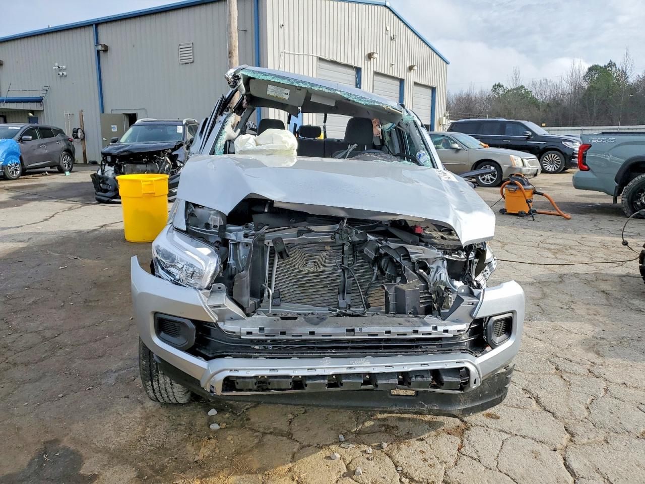 2022 Toyota Tacoma SR V6