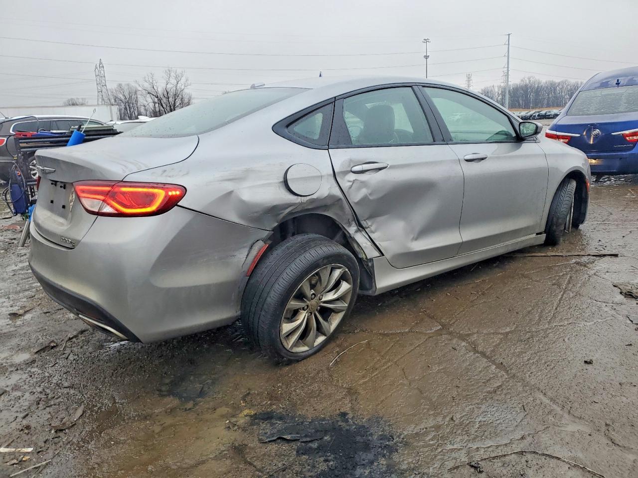 2016 Chrysler 200 s