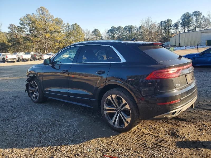 2022 Audi Q8 Prestige