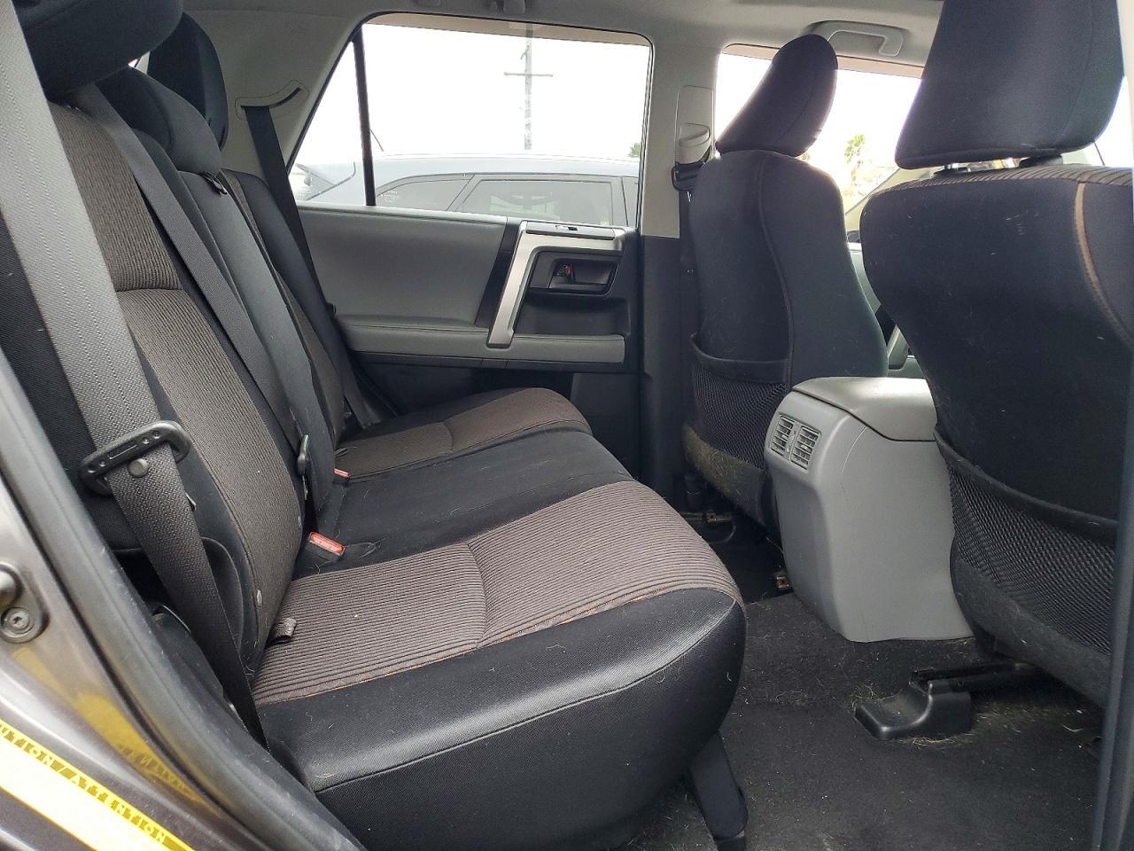 2011 Toyota 4runner SR5