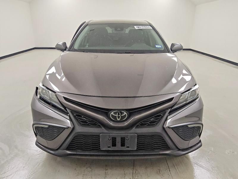 2024 Toyota Camry se Night Shade