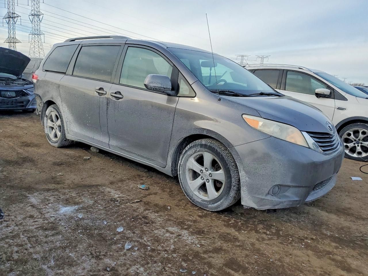 2011 Toyota Sienna le
