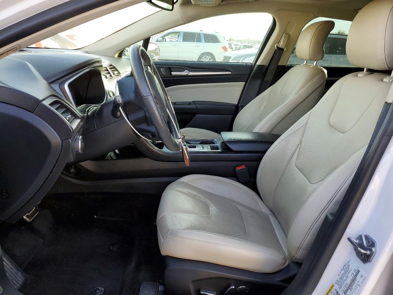 2018 Ford Fusion Titanium/platinum