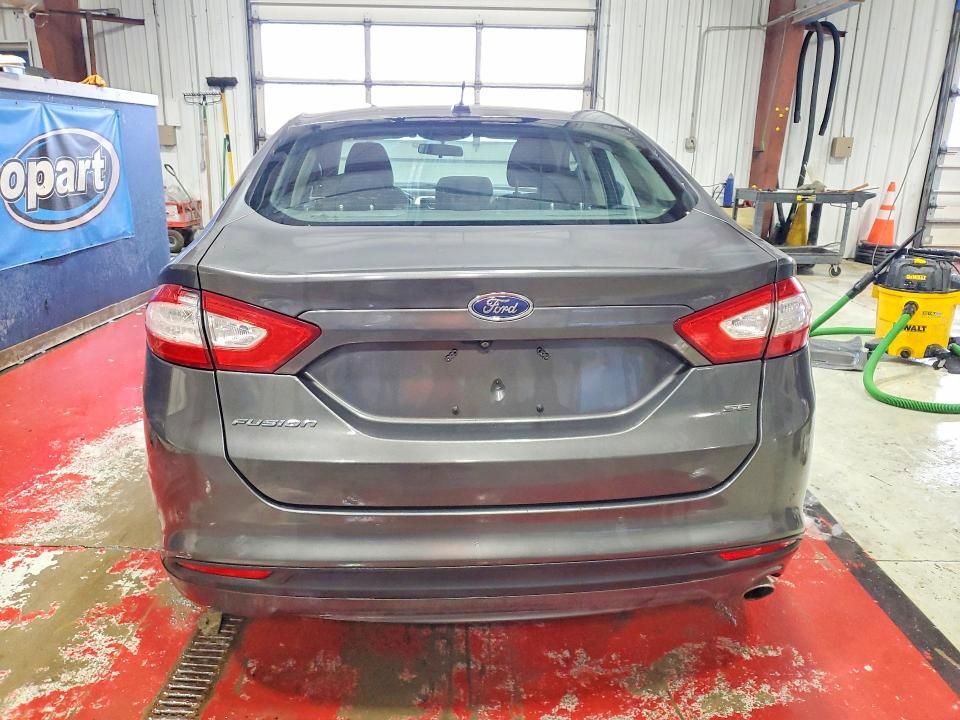 2016 Ford Fusion se