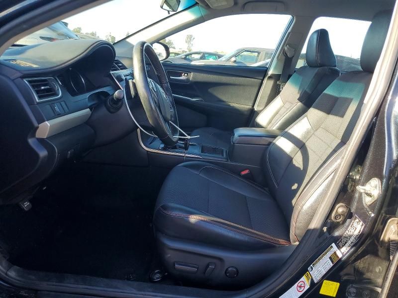 2016 Toyota Camry se