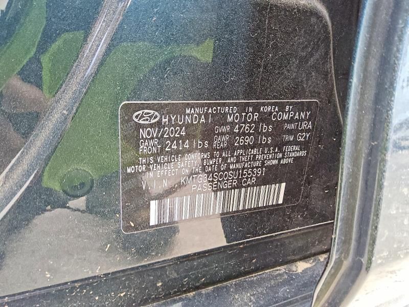 2025 Genesis G70 Base