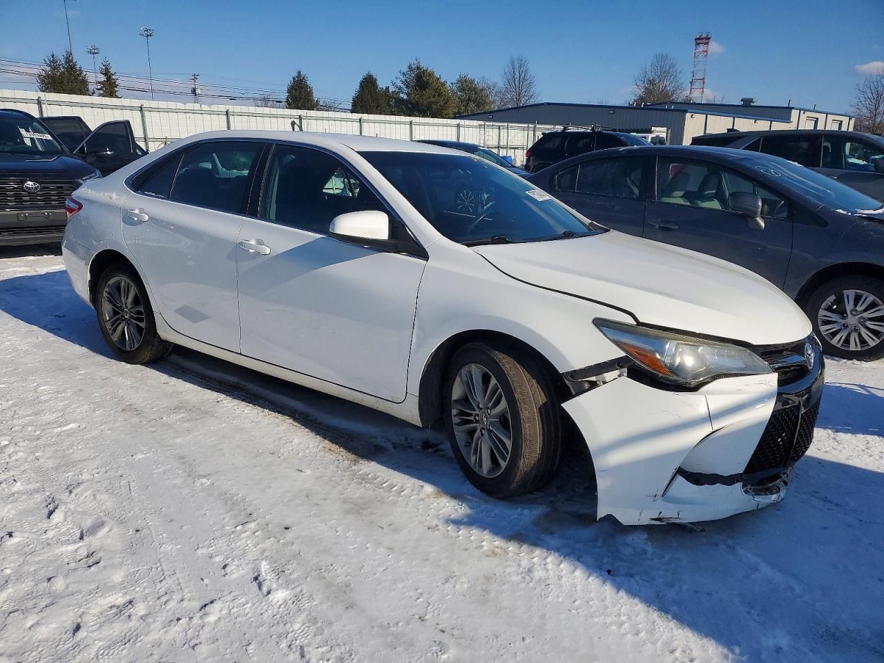 2016 Toyota Camry le