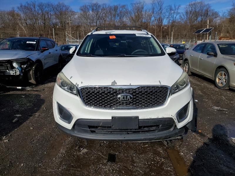 2016 KIA Sorento lx