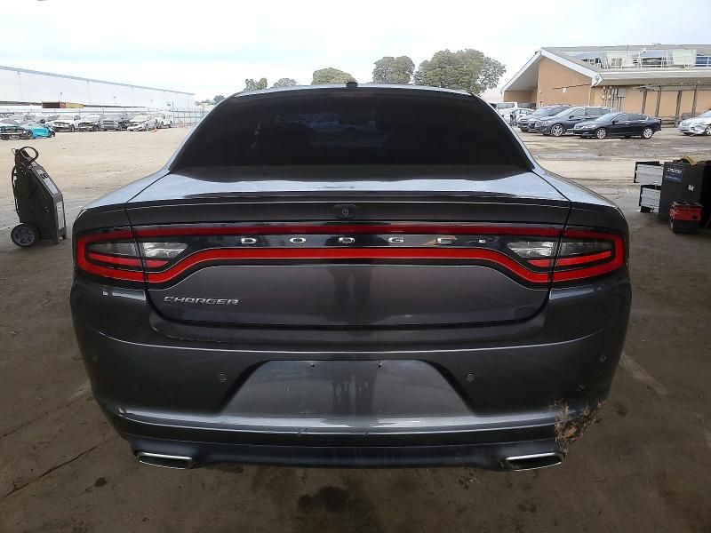 2020 Dodge Charger sxt