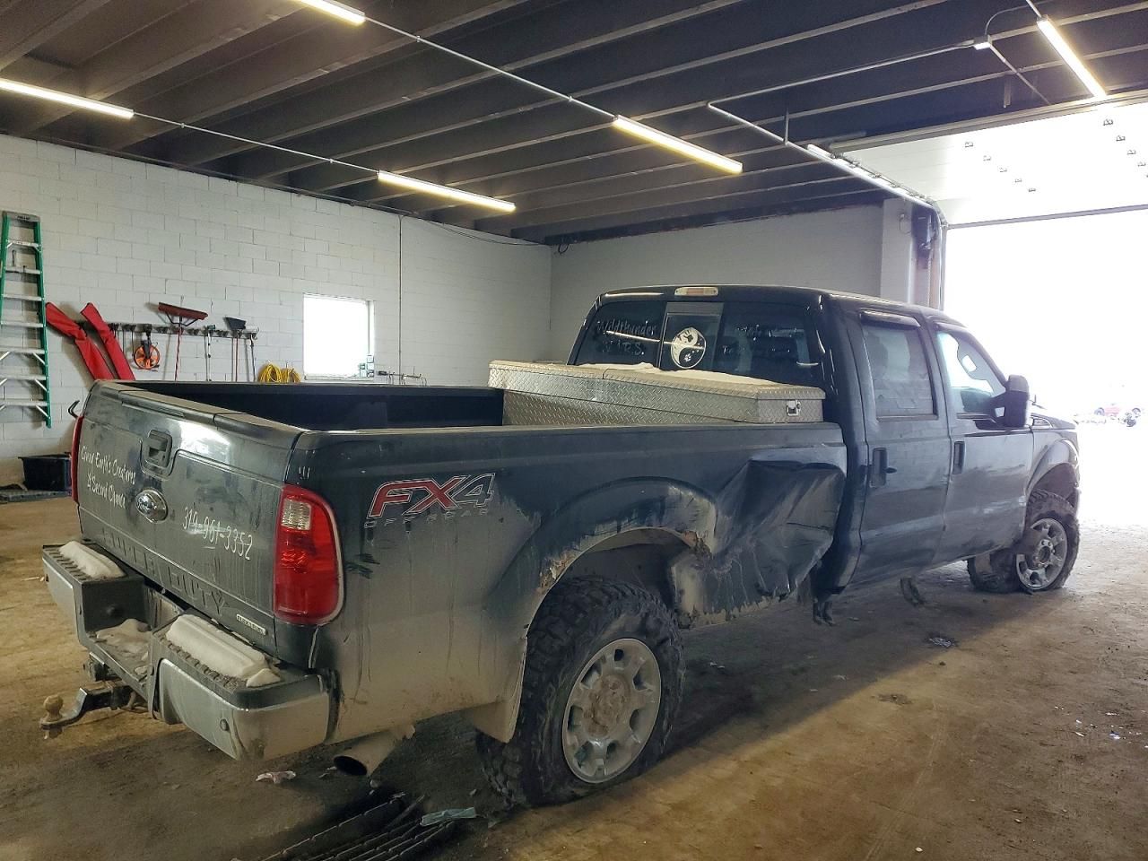 2013 Ford F250 Crew C PU 4X4