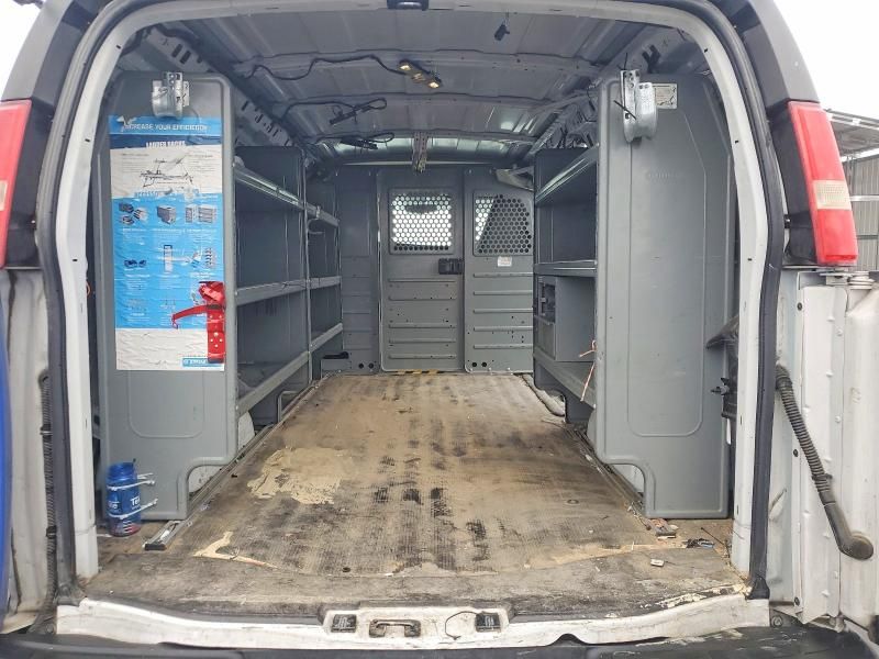 2017 Chevrolet Express G2500 Utility / Service Van