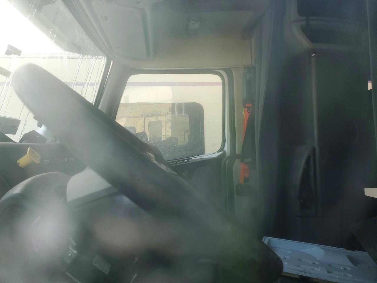2020 Volvo VN VNL